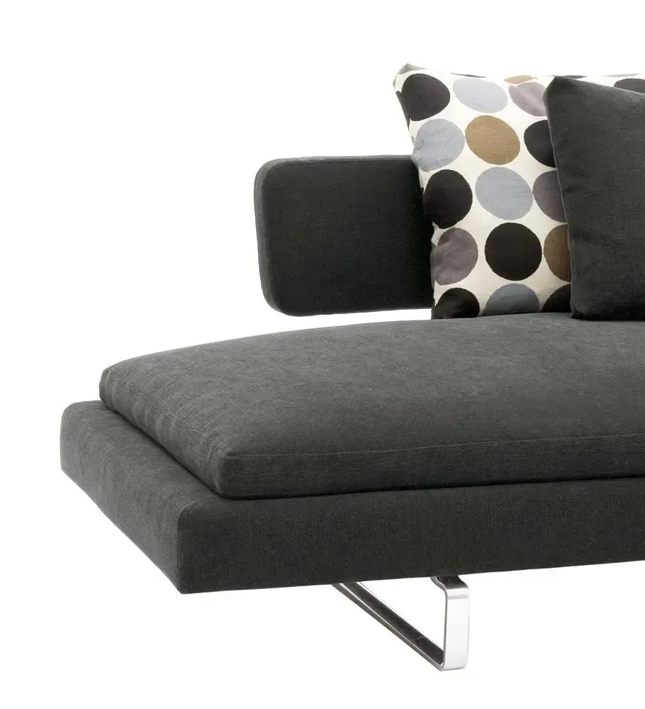 Arne Sofa