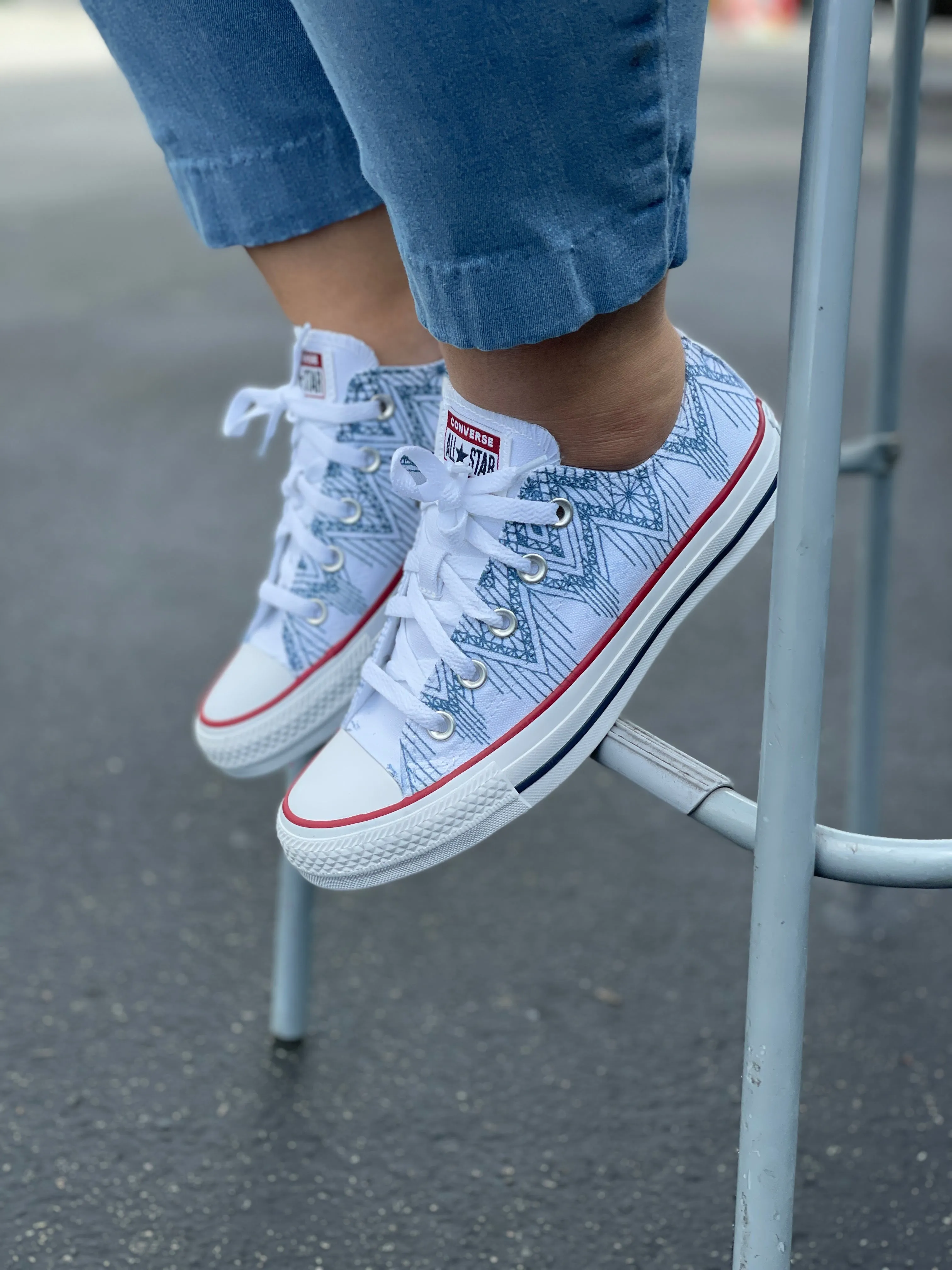 Gray Blue Dripping Lace Pattern White Low Tops - Custom Converse Shoes