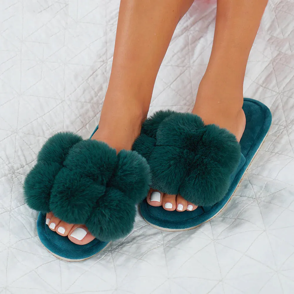 Pom Pom Slippers Cosy Lux