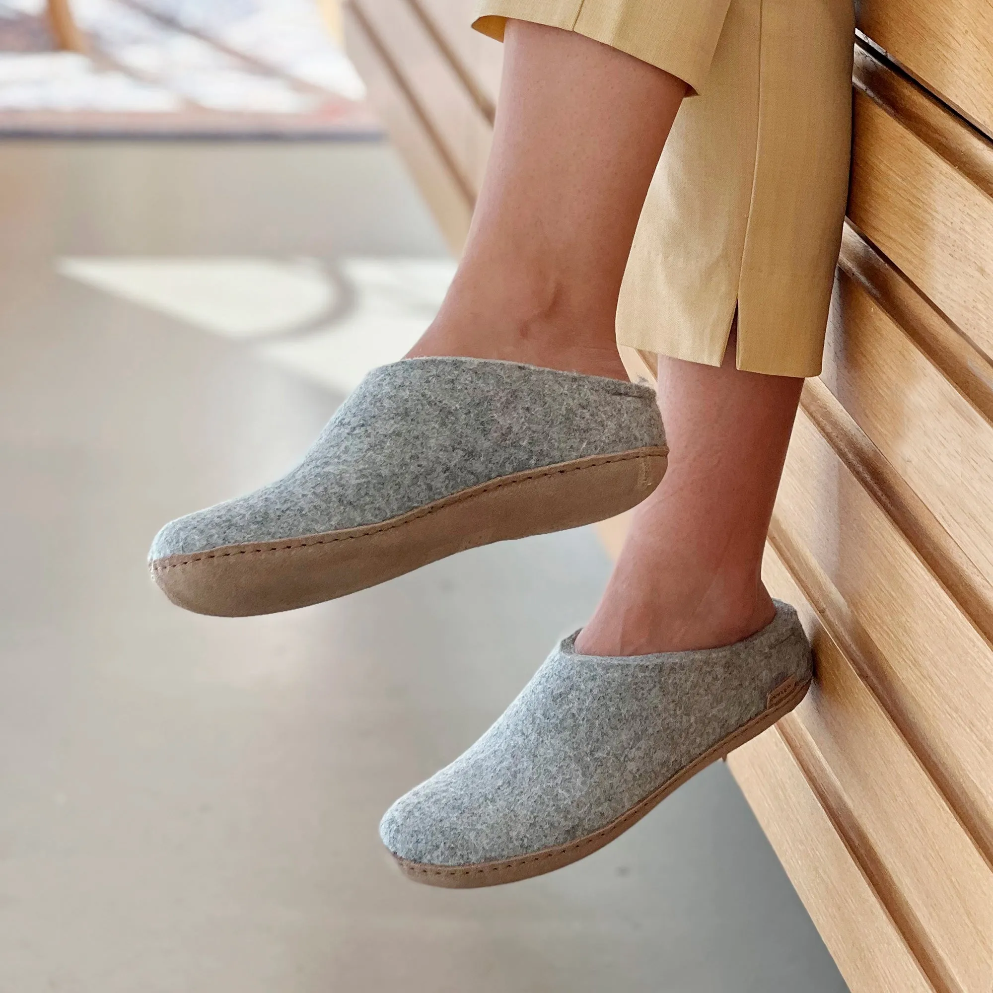 Slip-on with leather sole - Grey