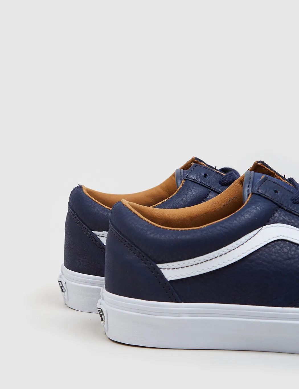 Vans Old Skool (Leather) - Navy Blue